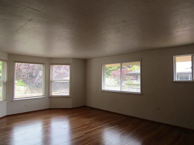 7301 46th St W — Photo 3