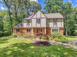 48 Old Wagon Rd, Ridgefield, CT 06877