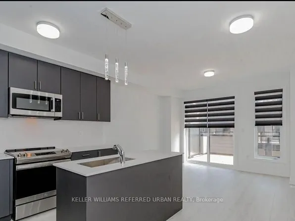 1579 Midland Ave, Toronto, ON M1P 3C2
