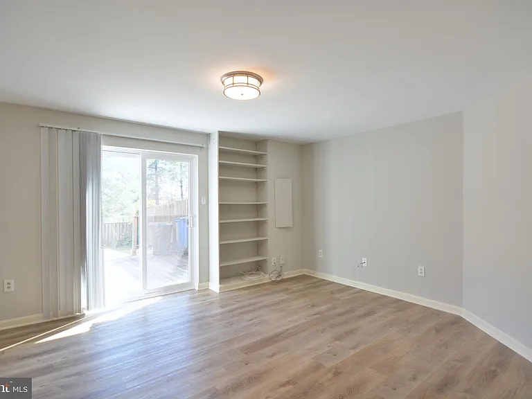 3 Birdseye Ct — Photo 21