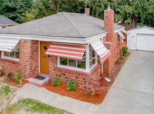 8524 Interlake Ave N, Seattle, WA 98103