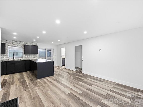 2nd image of 157 Downey Lake Rd