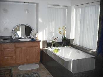 3rd image of 5023 Caspian Dr
