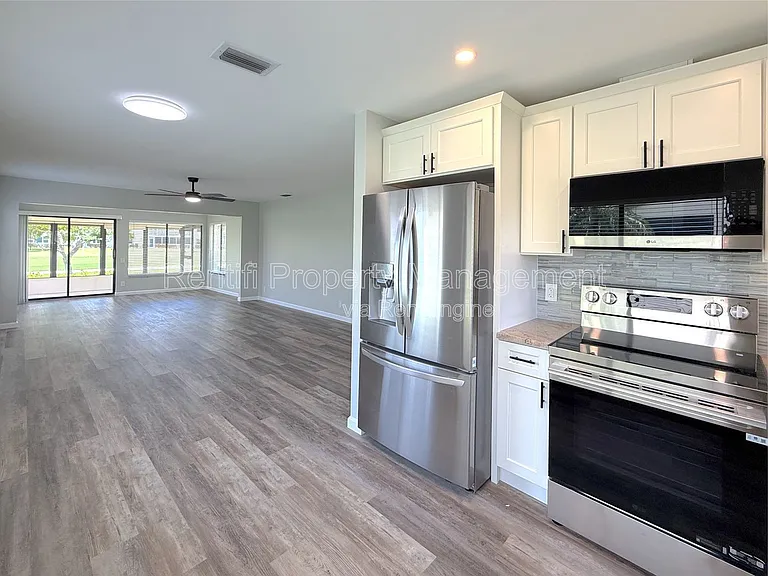 1727 Bent Tree Cir — Photo 36