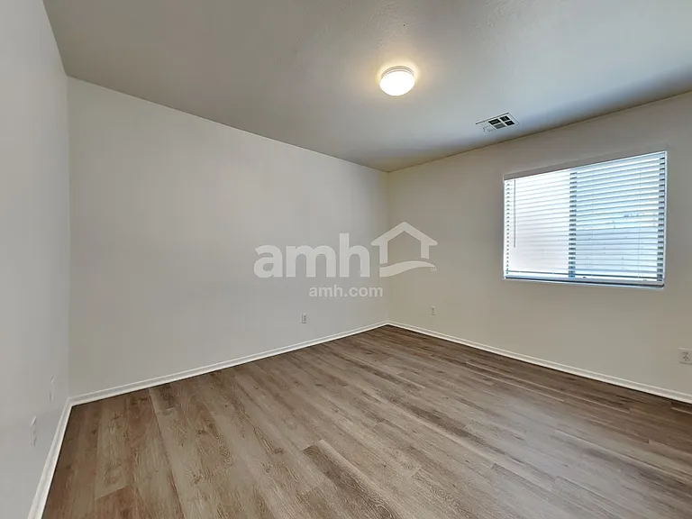 8417 W Hilton Ave — Photo 14