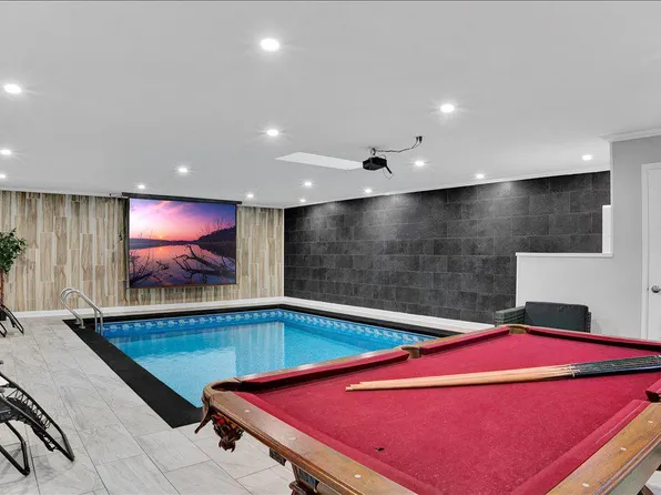 5951 Milford Rd, East Stroudsburg, PA 18302