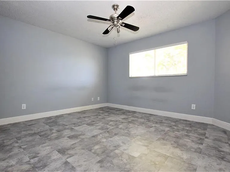 3413 NW 44th St #107 — Photo 13