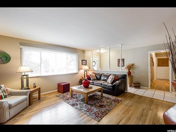 4th image of 3039 E Bonnie Brae Ave