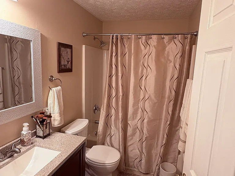2806 Drake Ct — Photo 7