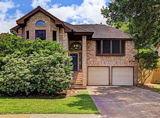 2717 Hazel St, Pearland, TX 77581