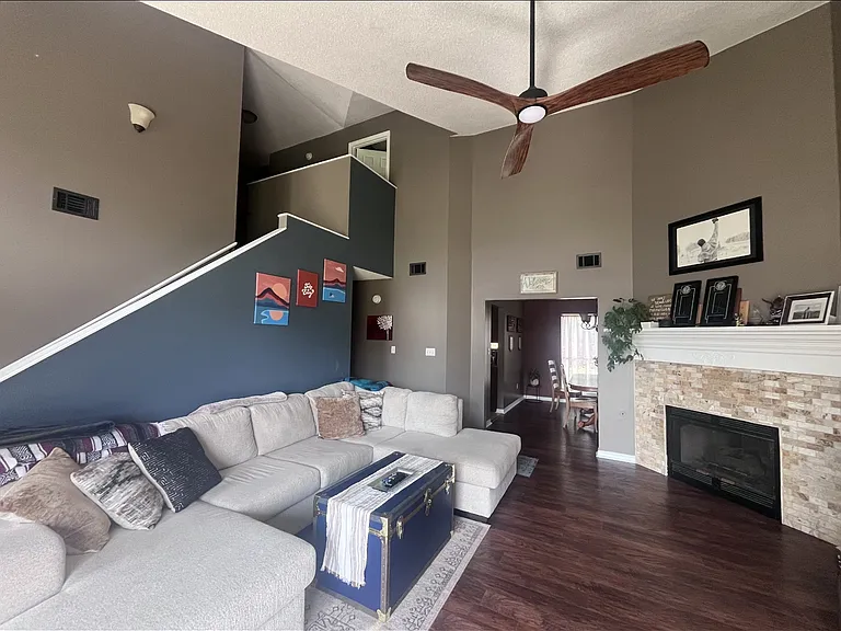 463 W Park Dr — Photo 5