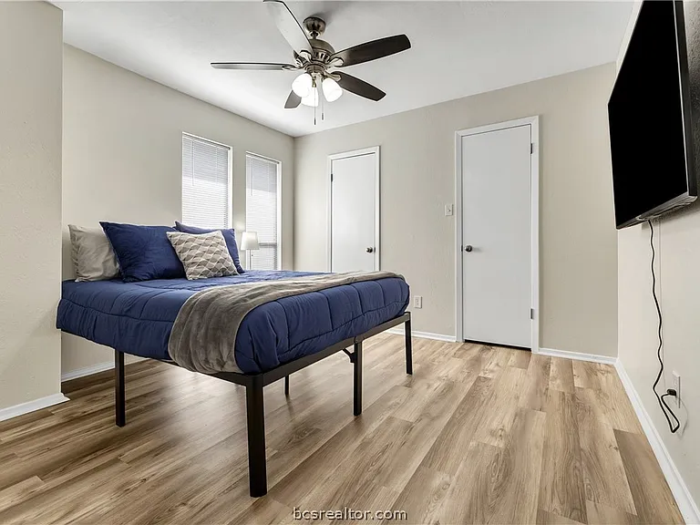 1520 Hawk Tree Dr #A — Photo 11