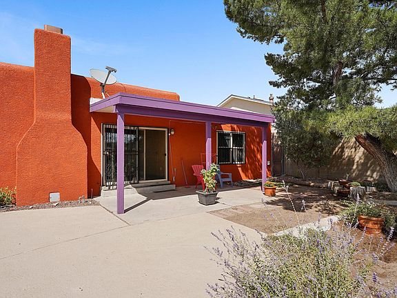 2nd image of 3913 Cibola Village Dr NE