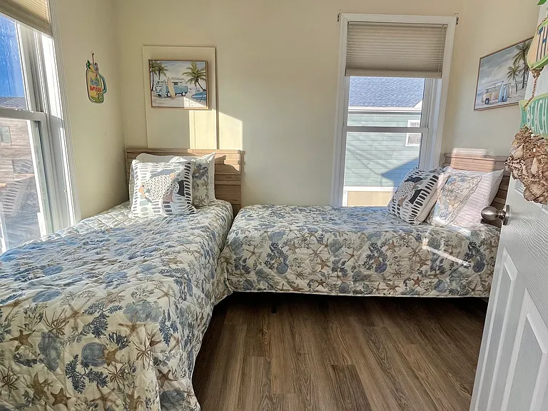 3290 Seaview Rd — Photo 8