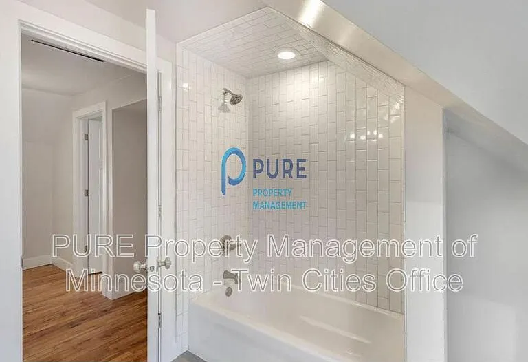 2549 Aldrich Ave S #2 — Photo 7