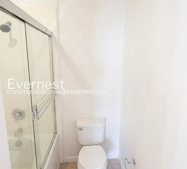 69 Ede Ln — Photo 8