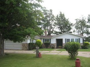 5901 Frenchline Rd, Marlette, MI 48453