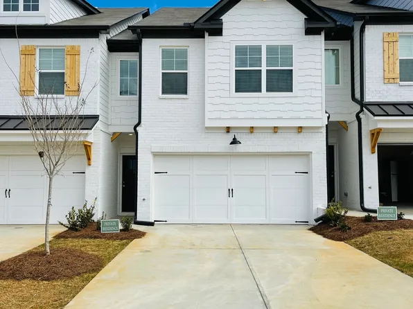 72 Garrison Dr, Winder, GA 30680