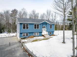 62 Ash Ln, Hermon, ME 04401