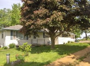 1547 Old Lancaster Rd, Platteville, WI 53818