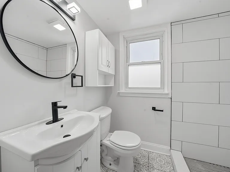 6640 W Foster Ave #2 — Photo 4