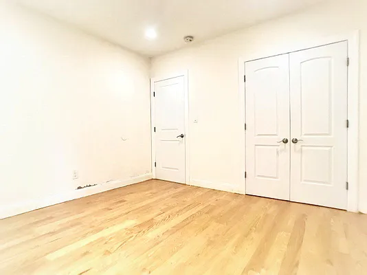 Rented by Bohemia Realty Group | media 37