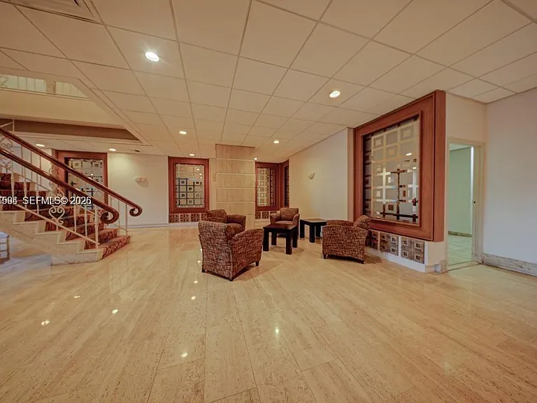 2899 Collins Ave #1203 — Photo 11