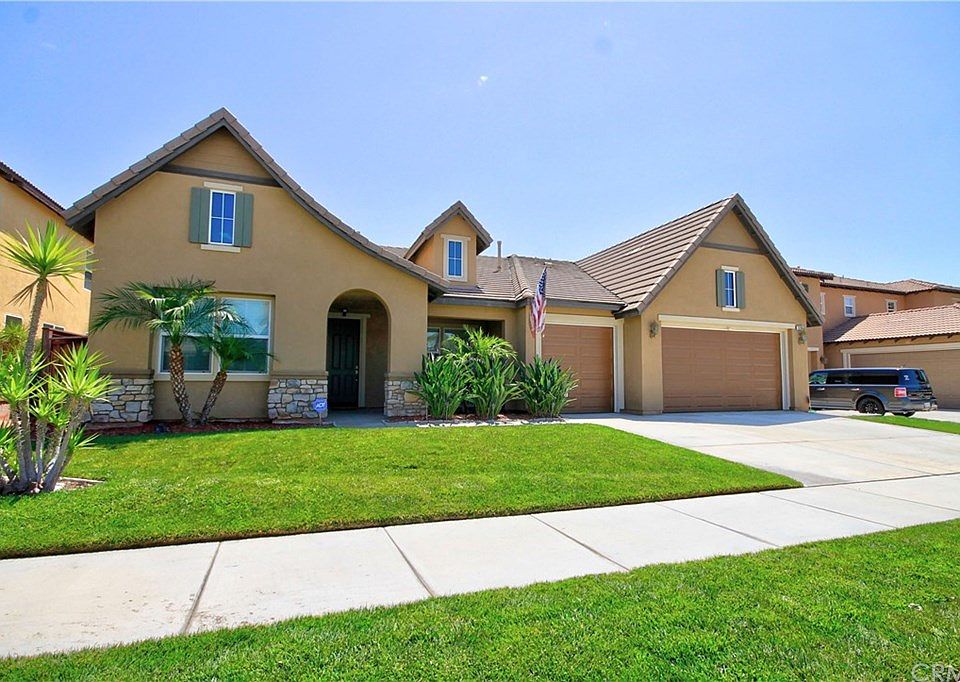 1st image of 32363 Hearth Glen Ct