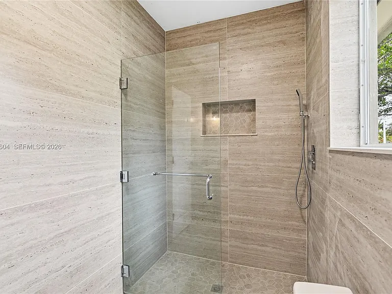 6801 SW 102nd Ave — Photo 54