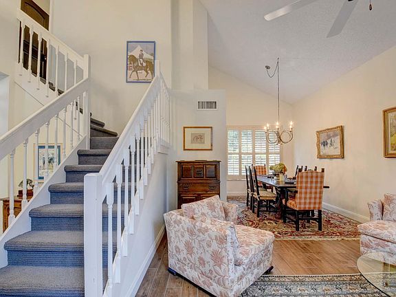 Home For Sale In Lake Point