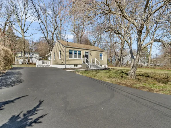 29 N Park Avenue, Nanuet, NY 10954