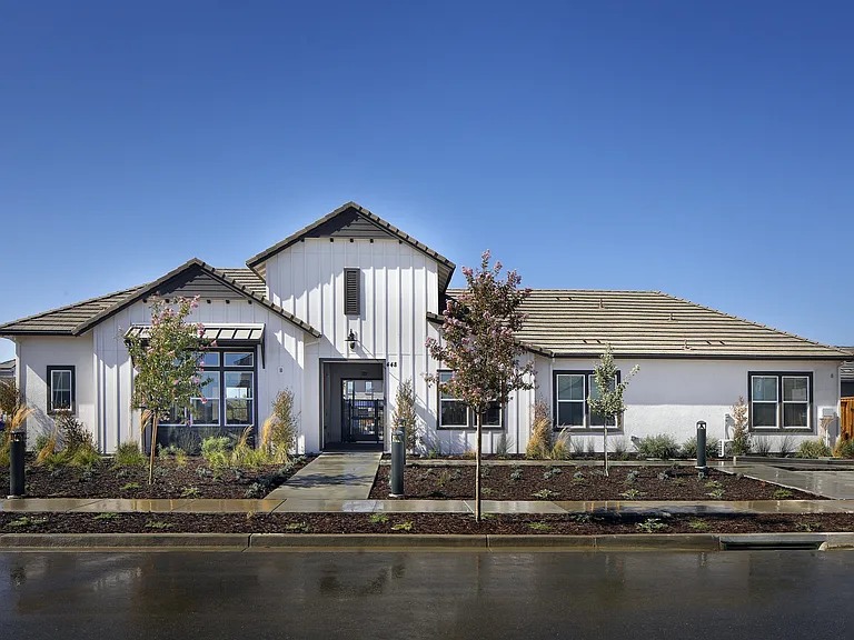 Sierra Vista — Photo 10