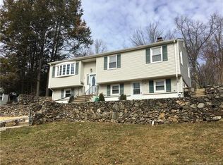 176 Devonwood Dr, Waterbury, CT 06708