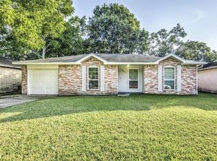 16647 Forest Bend Ave, Friendswood, TX 77546