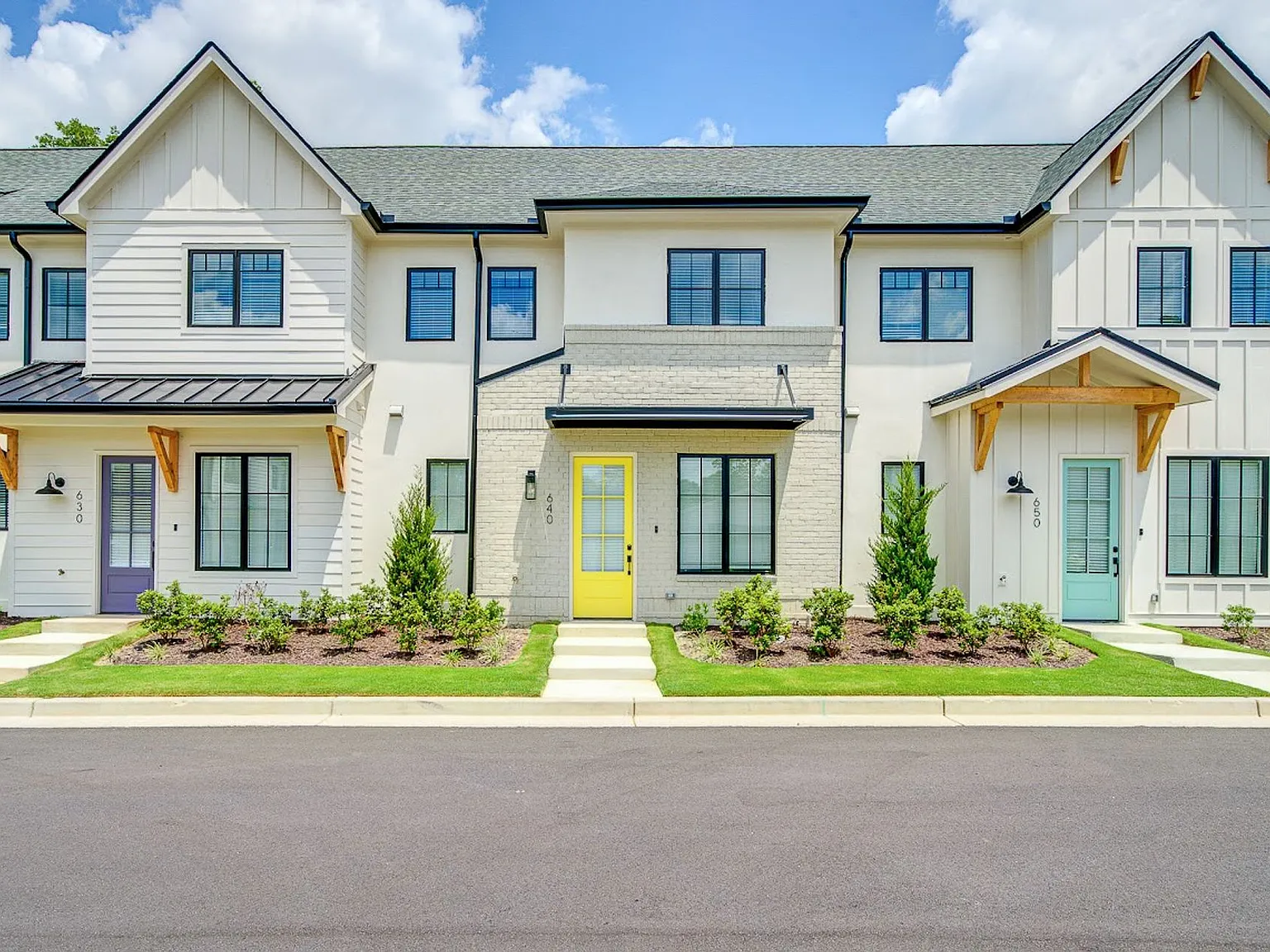 Cedar Walk Townhomes — Photo 1