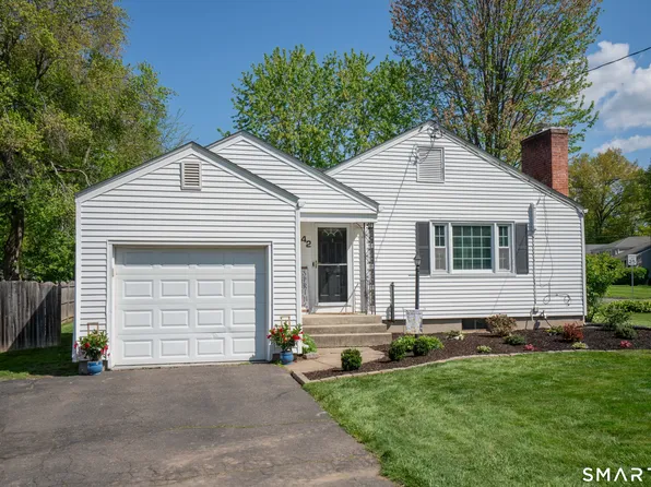 42 Haynes Road, West Hartford, CT 06117