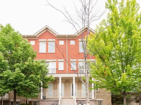 5050 Intrepid Dr #1, Mississauga, ON L5M 0E8