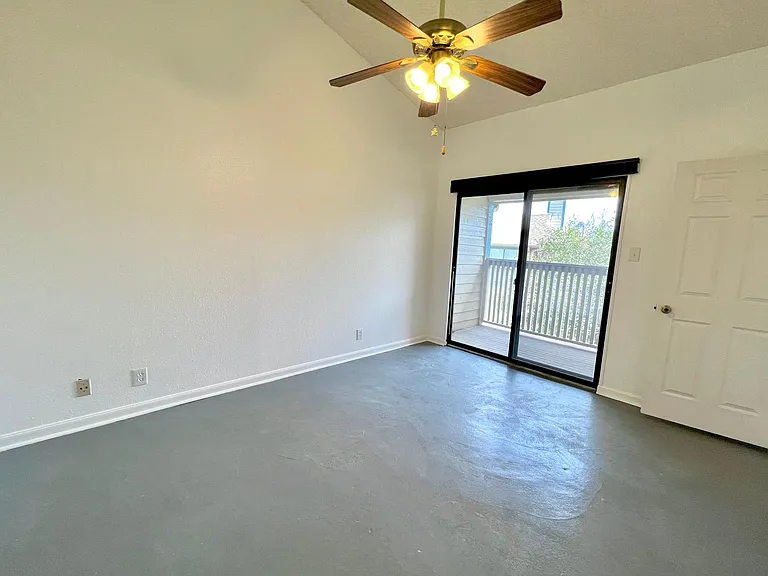 4839 Brandeis St #224 — Photo 11
