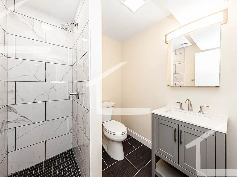 20 Albion St #1A — Photo 25