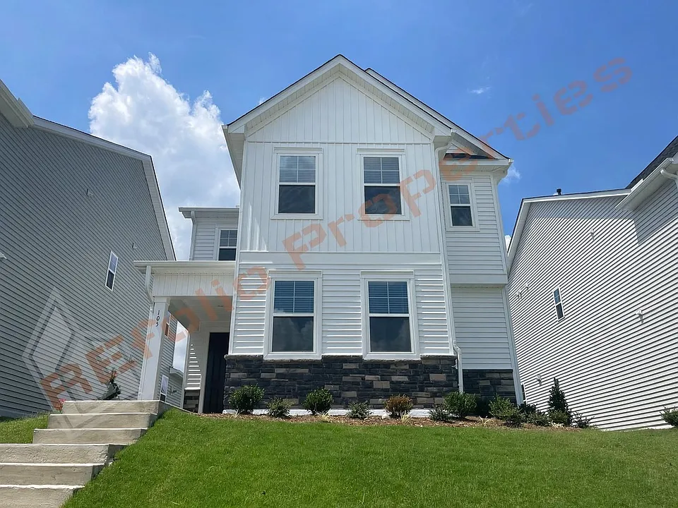 105 Moraine Ct