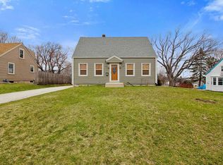 N84W16260 Donald Ave, Menomonee Falls, WI 53051
