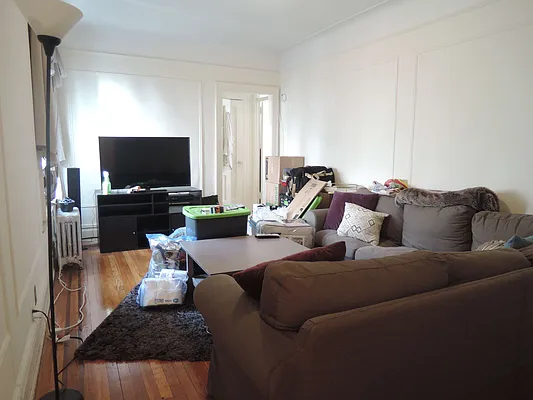 Rented by NYLA Realty | media 3