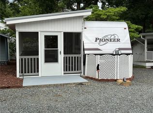 107 Pine St, New London, NC 28127