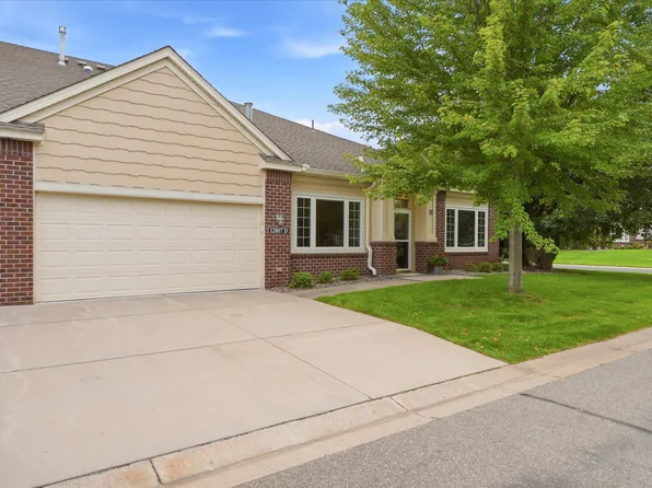 12007 Vermillion St NE Unit D, Blaine, MN 55449