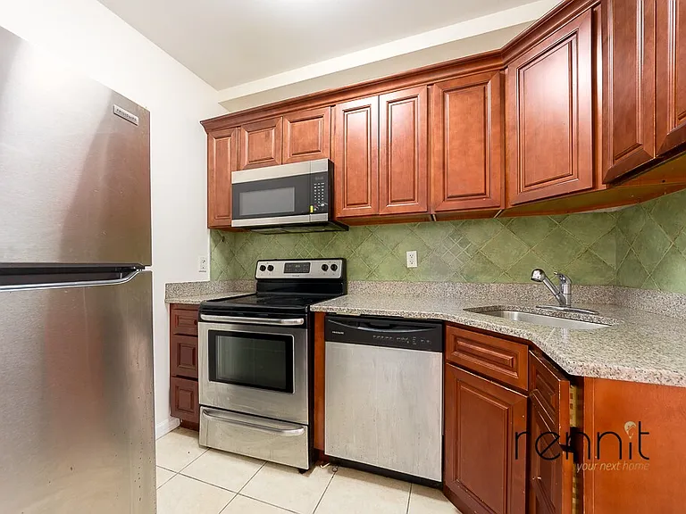 728 Rogers Ave #A — Photo 4