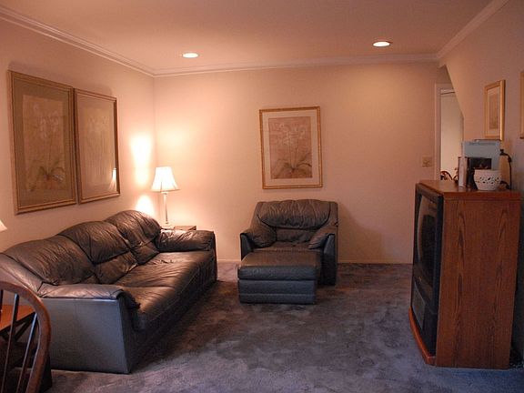 4th image of 1244 Santa Paula Ave