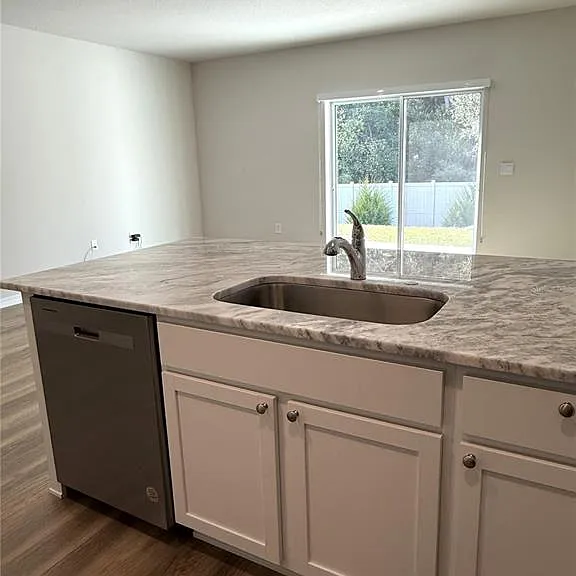 4649 Pleasant Ave — Photo 25