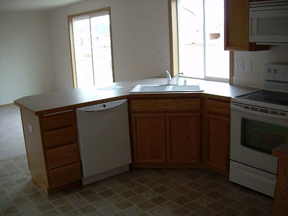 4th image of 9608 W Spencer Ct