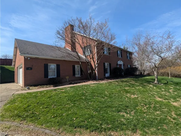 12 Wildwood Rd, Saint Clairsville, OH 43950