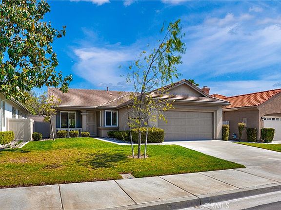 4th image of 28956 Raintree Dr